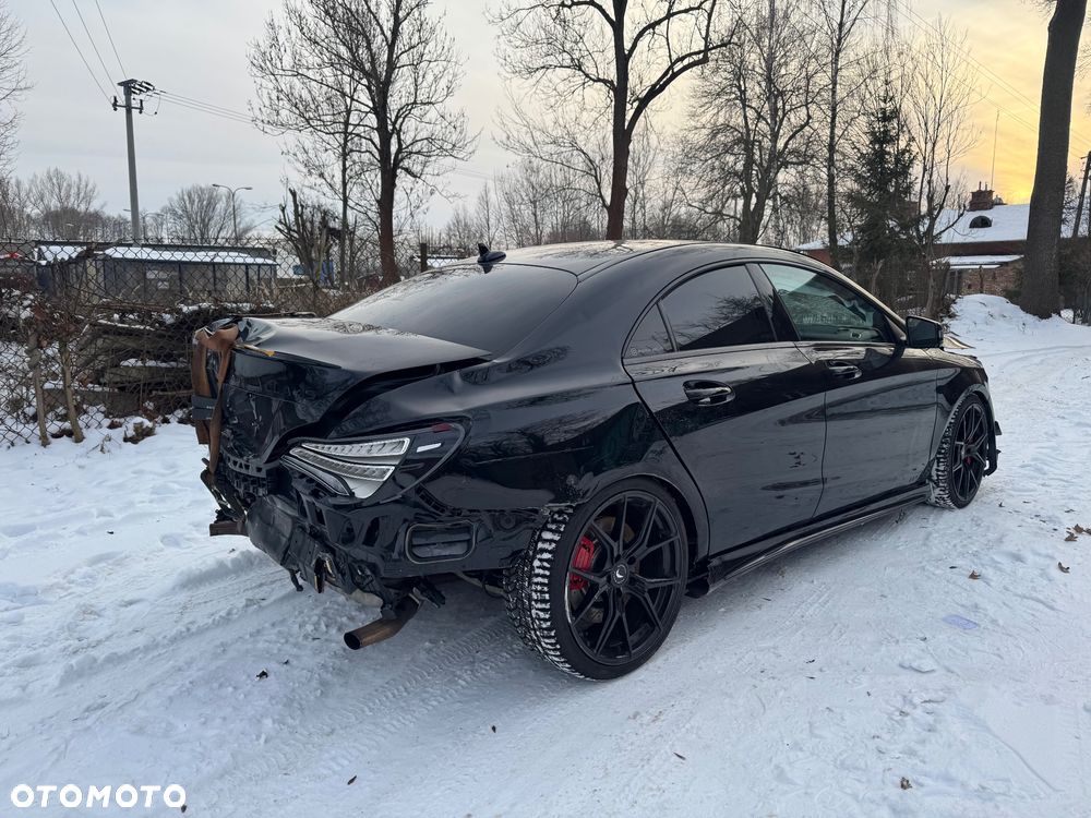 Mercedes-Benz CLA - 11