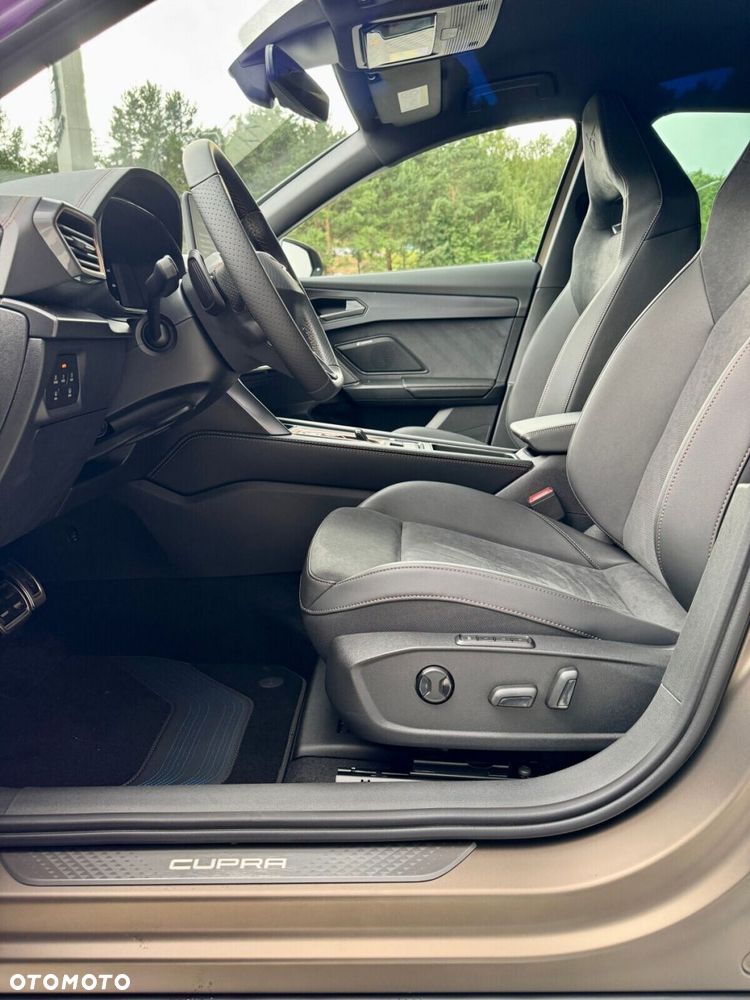 Cupra Formentor 1.5 eTSI mHEV DSG - 13