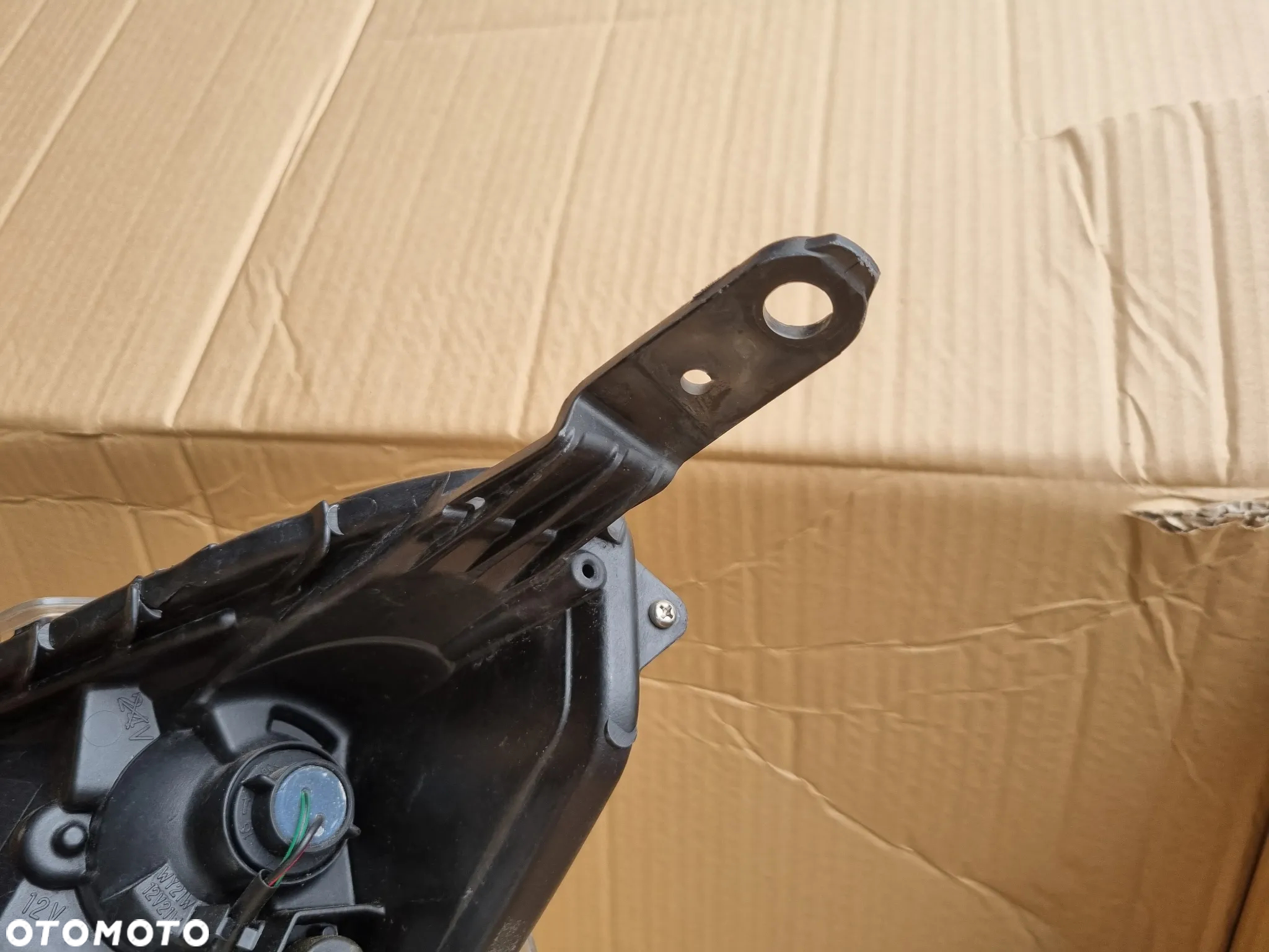 Subaru Legacy Outback Lift Lampa prawa Reflektor Xenon - 5