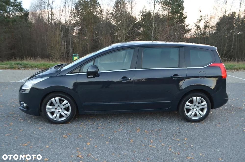 Peugeot 5008 HDI 160 Automatik Business-Line - 5