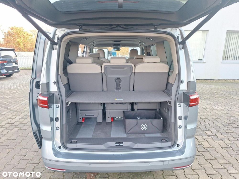Volkswagen Multivan - 17