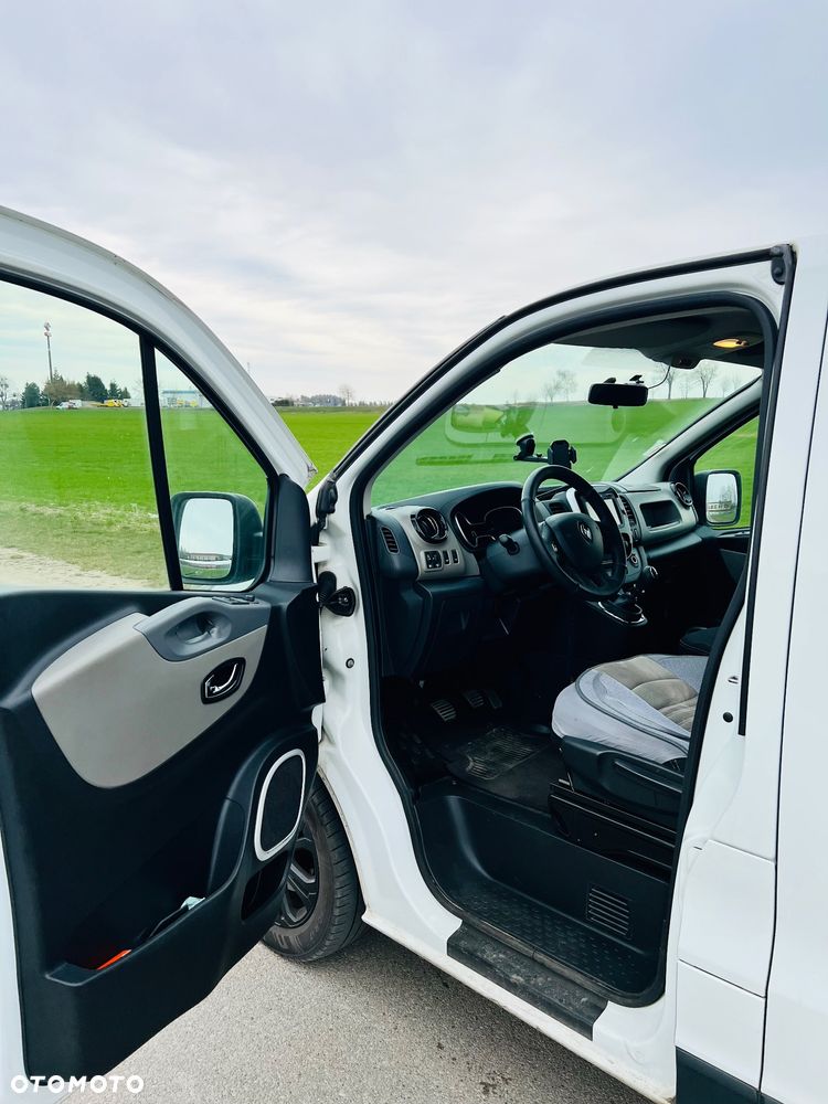 Renault Trafic - 11
