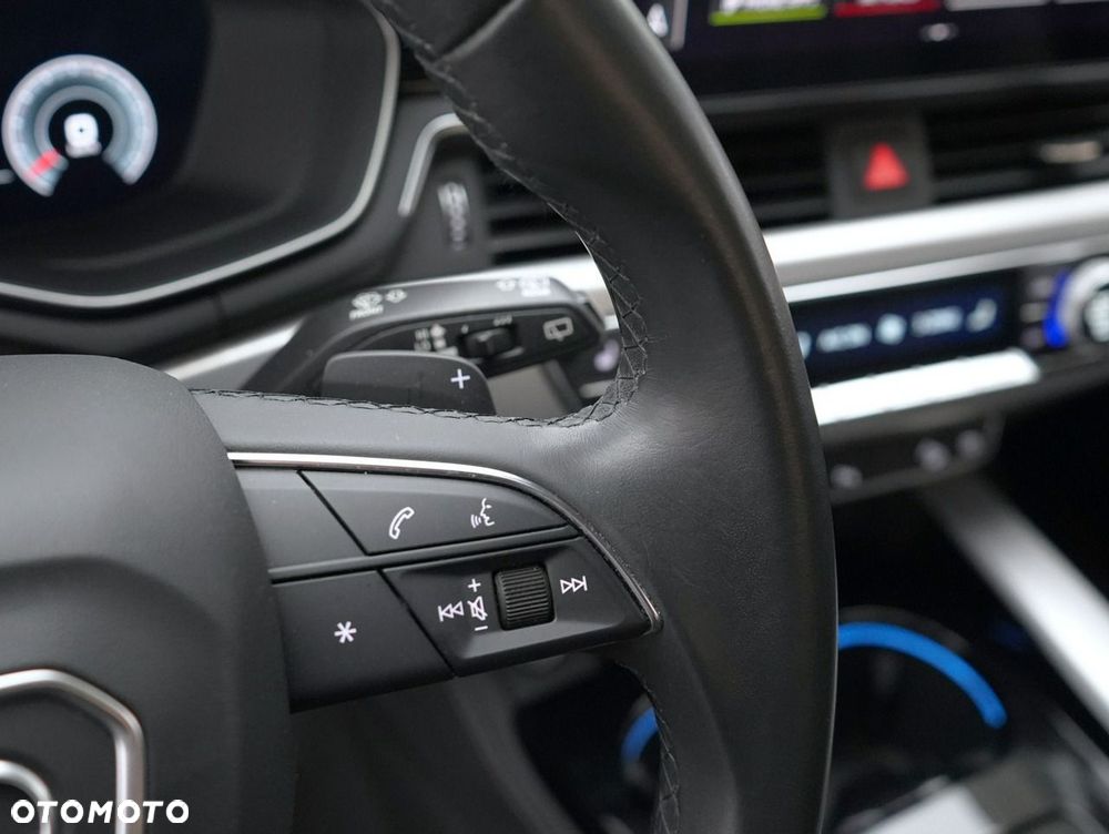 Audi A4 Allroad - 22