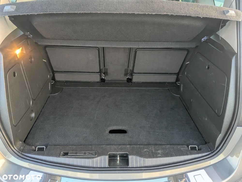 Opel Meriva 1.4 Innovation - 27
