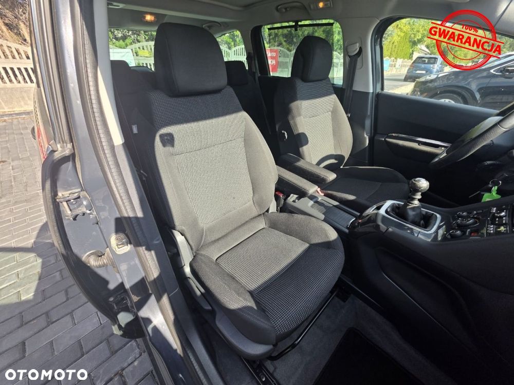 Peugeot 5008 - 23