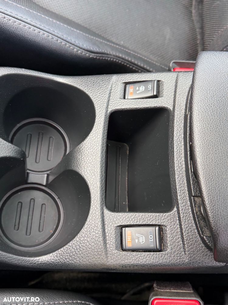 Nissan Qashqai 1.6 DCI 4 x 4 DPF Start/Stop tekna - 15