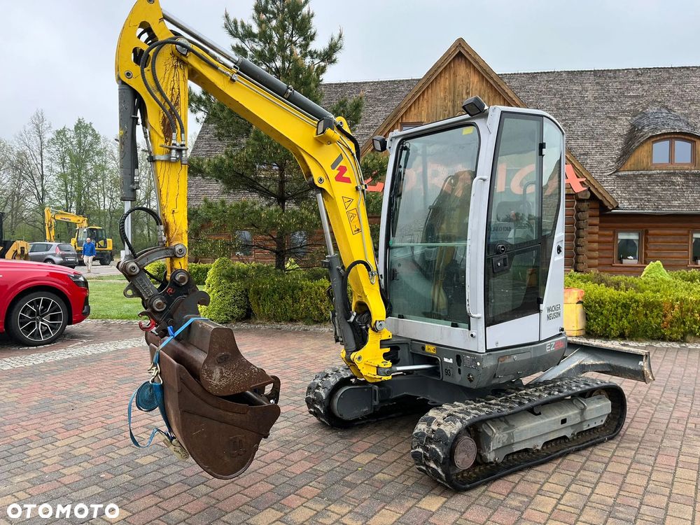 Wacker Neuson EZ26 - 8