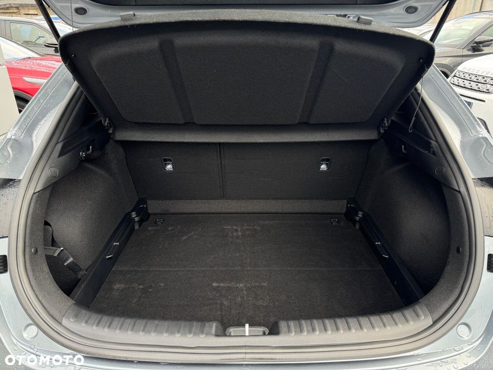 Kia XCeed 1.6 T-GDI M DCT - 13