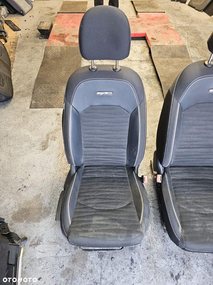 FOTEL FOTELE KANAPA KOMPLET KIA PROCEED GT - 4