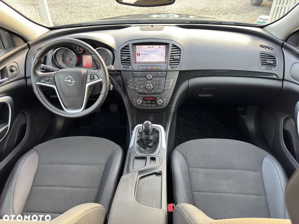 Opel Insignia 2.0 CDTI - 18