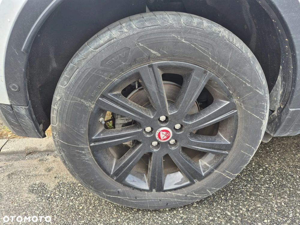 Jaguar E-Pace - 20
