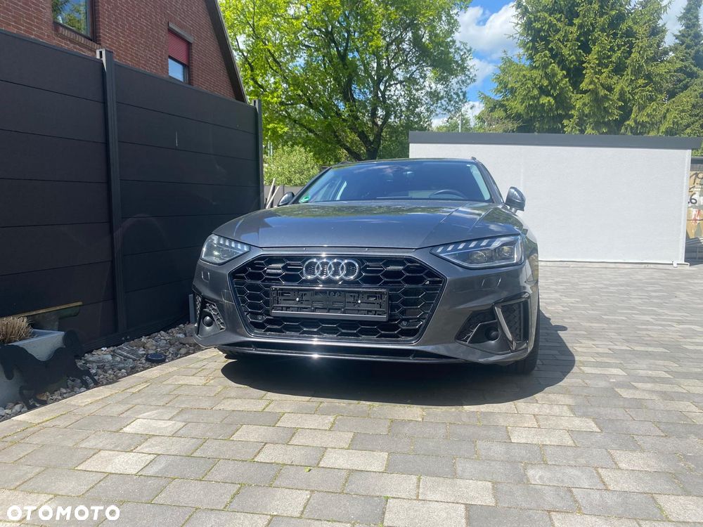 Audi A4 Avant 45 TFSI quattro S tronic - 1