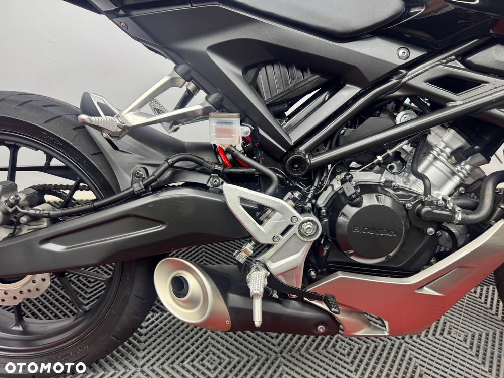 Honda CB - 26