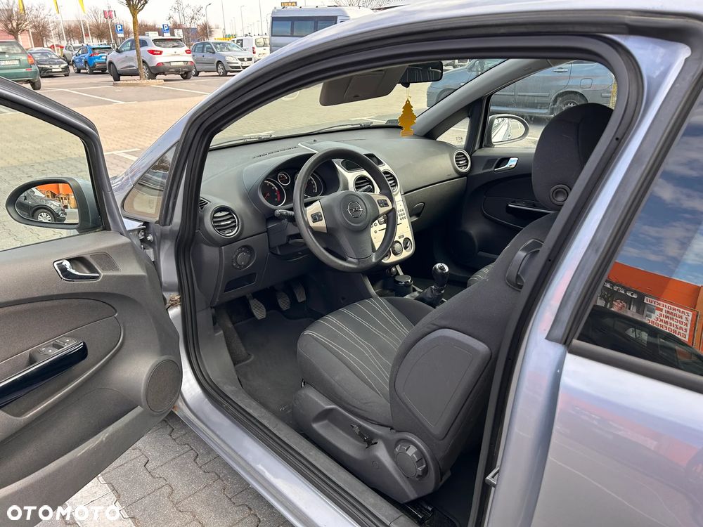 Opel Corsa - 6