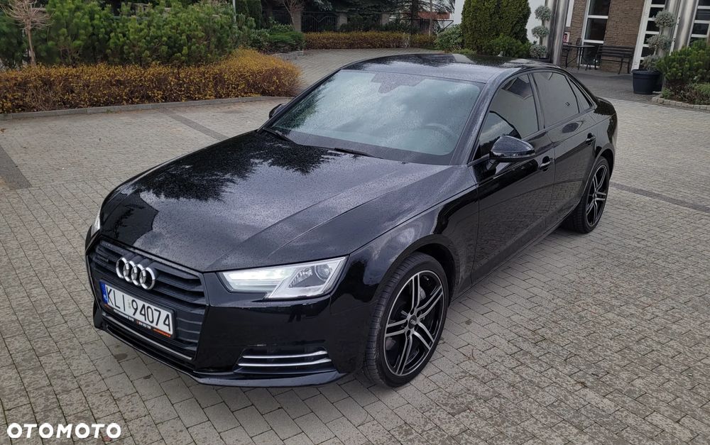 Audi A4 Limousine - 13