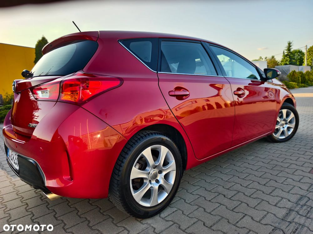 Toyota Auris 2.0 D-4D Executive - 38