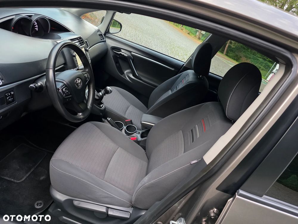 Toyota Verso 1.8 5-Sitzer Edition S+ - 13