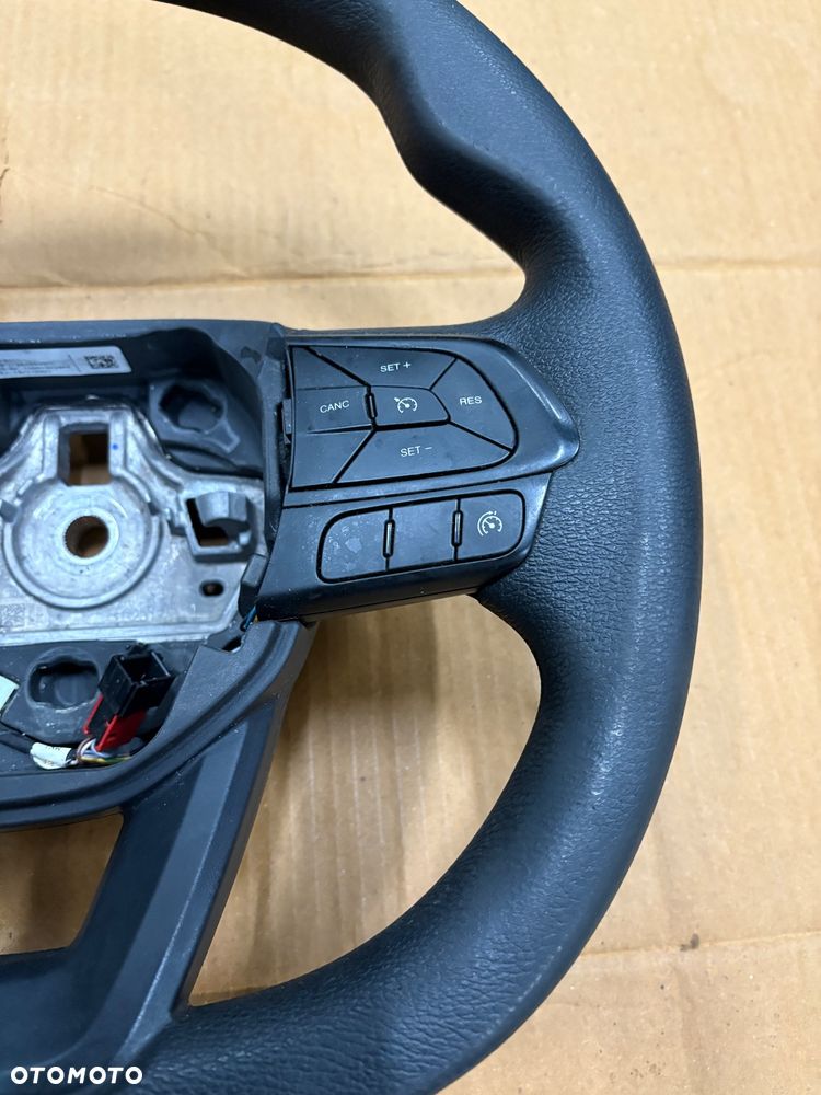 Iveco Daily kierownica multifunkcyjna 2019- - 2