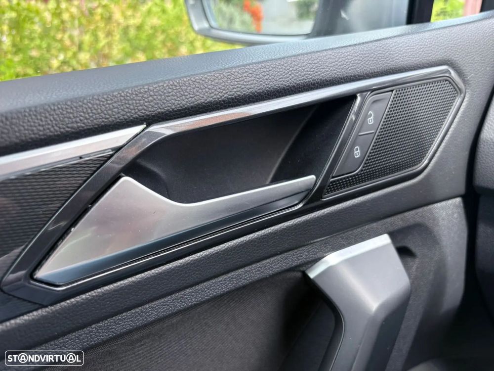 VW Tiguan 2.0 TDI R-Line - 35