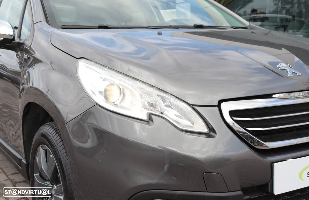 Peugeot 2008 1.2 PureTech Style - 7