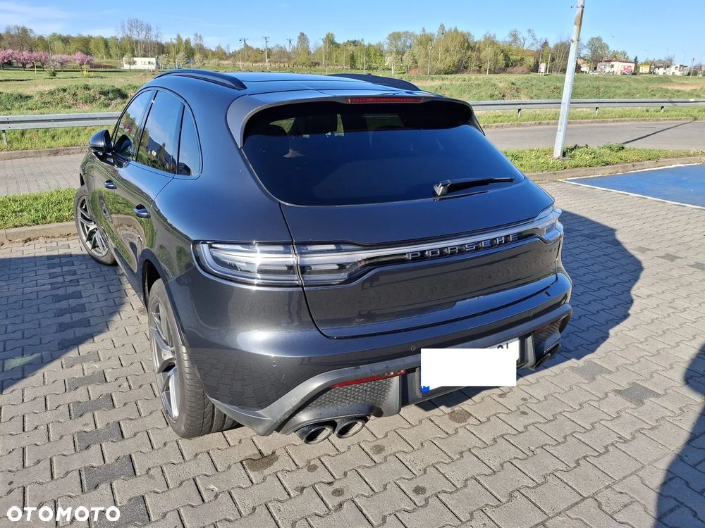 Porsche Macan T - 2