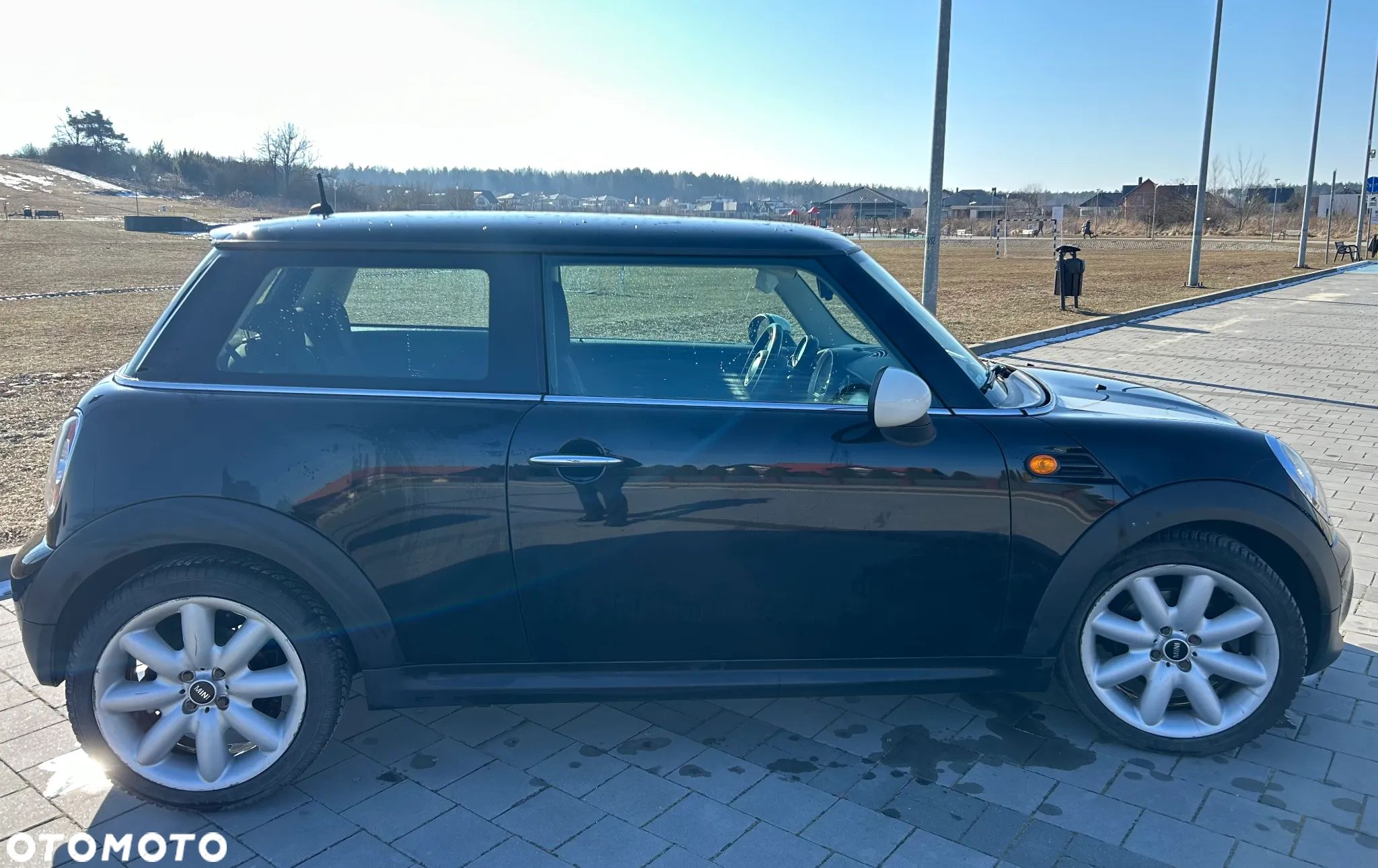 MINI ONE D - 6