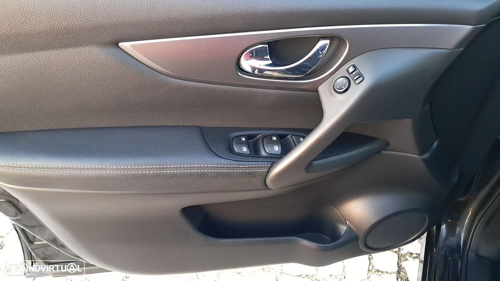 Nissan Qashqai 1.5 dCi N-Connecta - 20