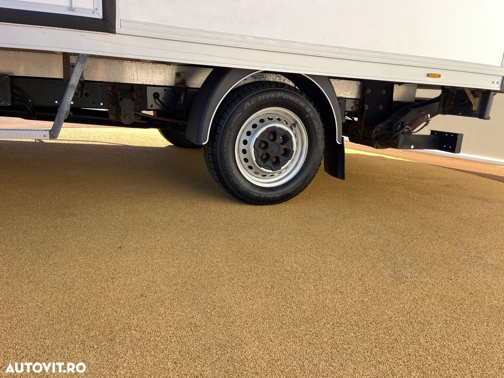 Iveco Daily 35S17 3.0D KOFFER LIFT - 17
