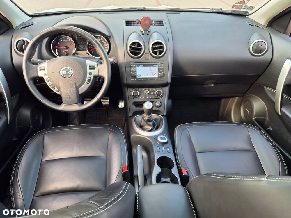 Nissan Qashqai 2.0 4x4 Tekna Premium - 22