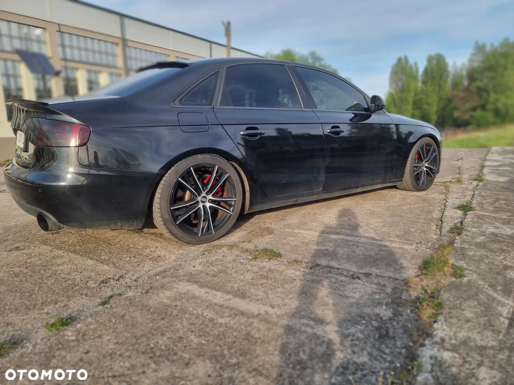 Audi A4 Limousine - 25