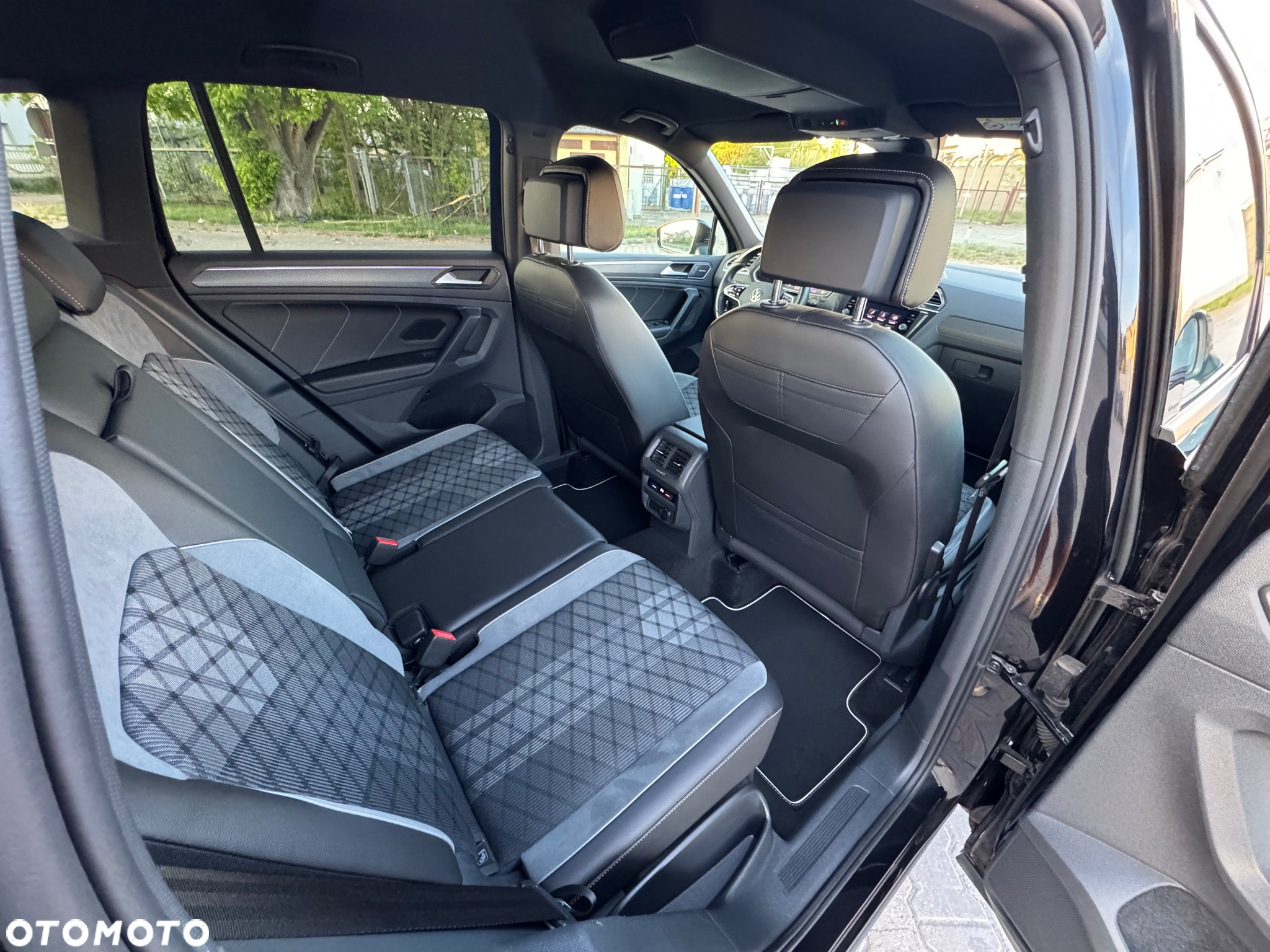 Volkswagen Tiguan 2.0 TDI SCR 4Mot R-Line DSG - 20
