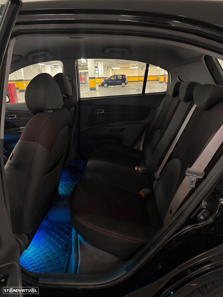 Kia Rio 1.5 CRDi EX Sport - 8