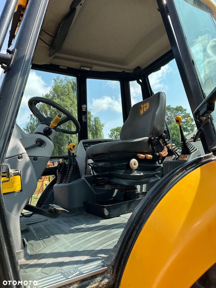 JCB 3CX Super stan 2001 rok 4x4 silnik Perkins Turbo - 3