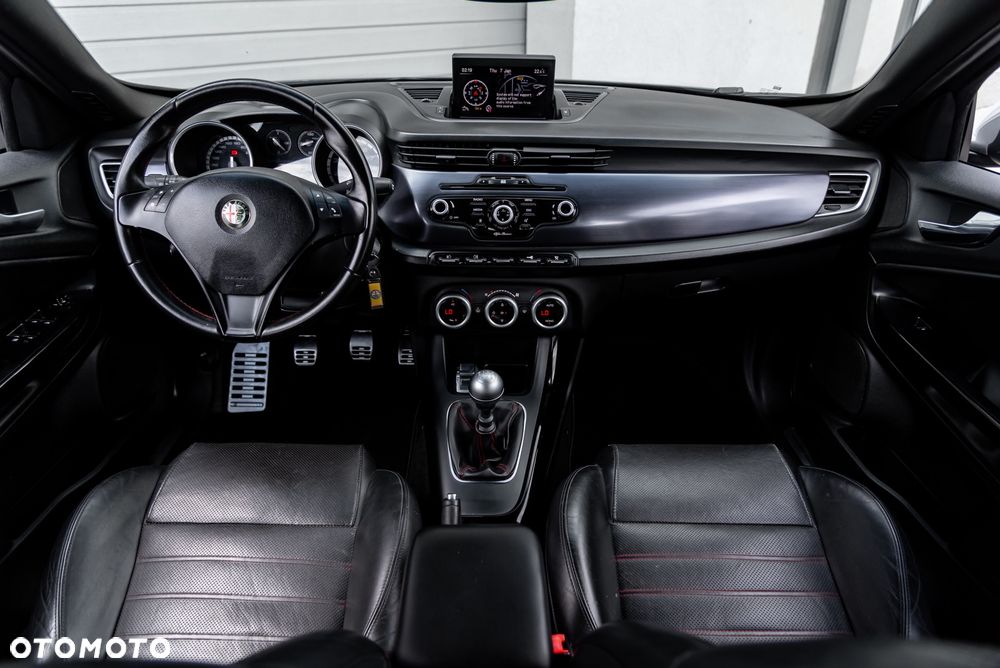 Alfa Romeo Giulietta 1.8 TBi 16V Quadrifoglio Verde - 29