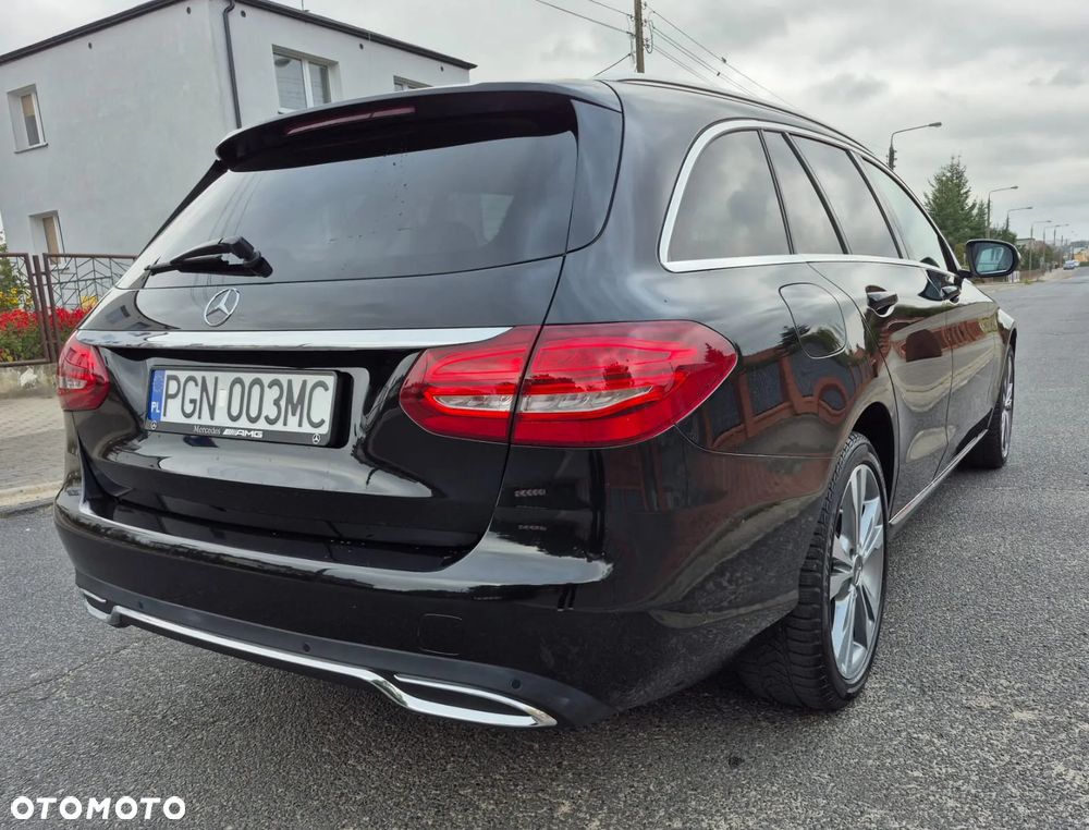 Mercedes-Benz Klasa C 220 d 4-Matic 9G-TRONIC - 4