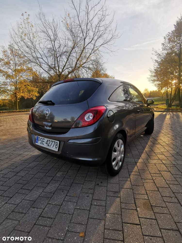Opel Corsa - 2