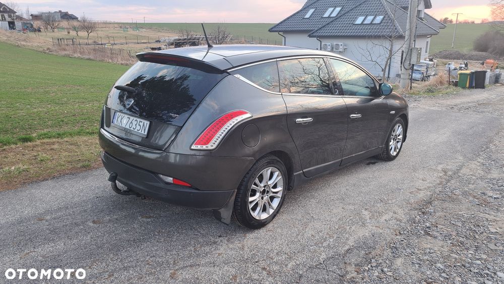 Lancia Delta 1.6 MJ Gold - 3