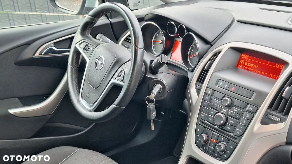 Opel Astra 1.4 Turbo - 21