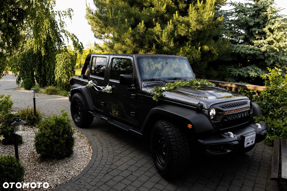 Jeep Wrangler - 1