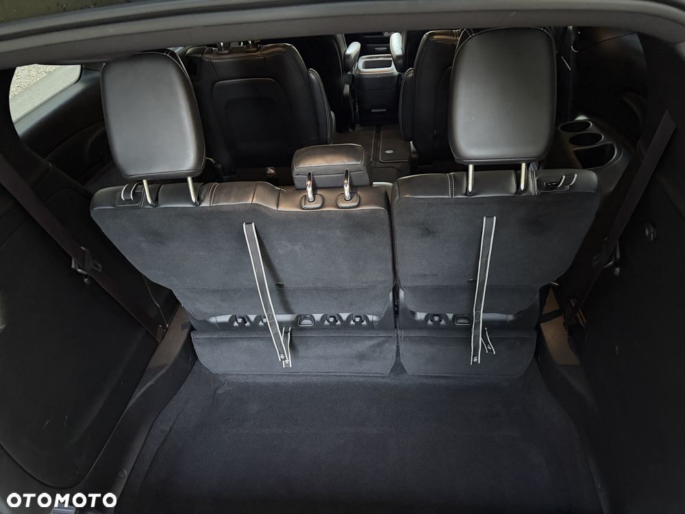 Chrysler Pacifica - 21