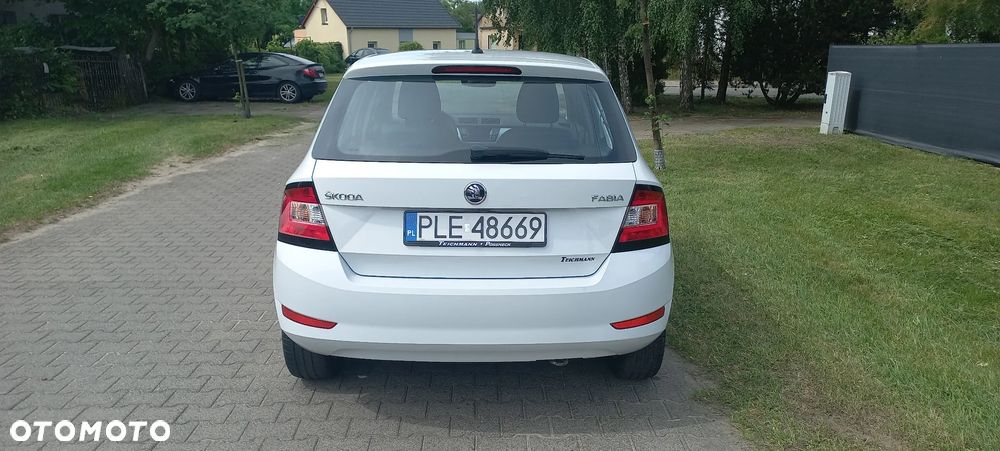 Skoda Fabia - 6