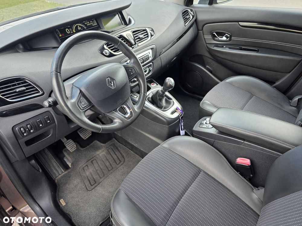 Renault Scenic - 5