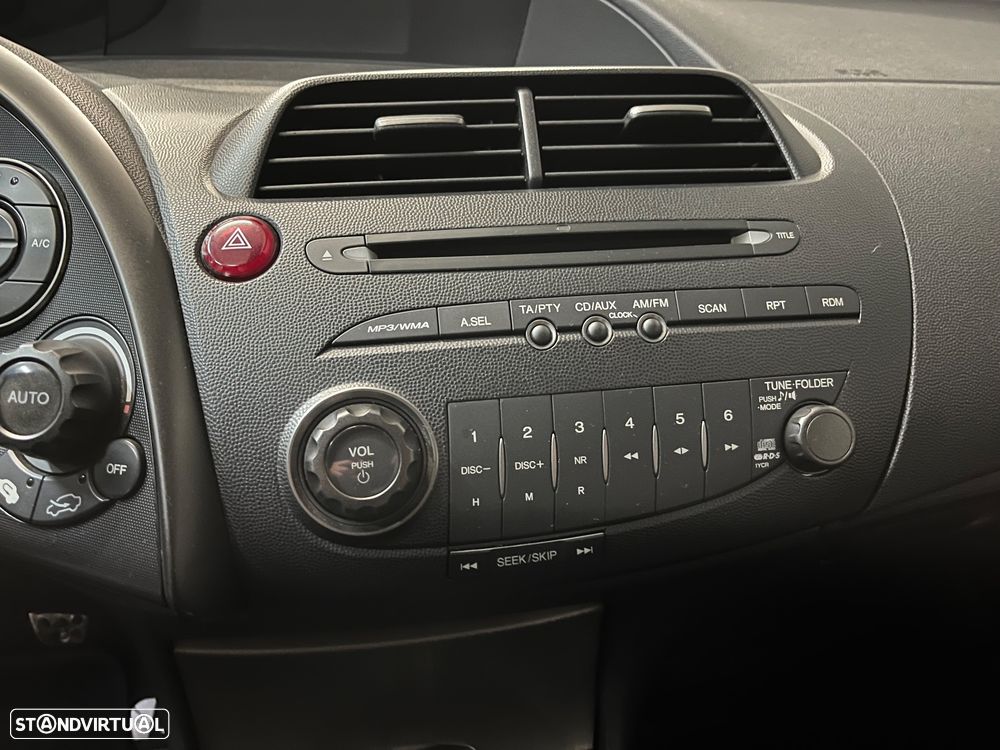 Honda Civic 1.4 i-VTEC Sport Edition - 19