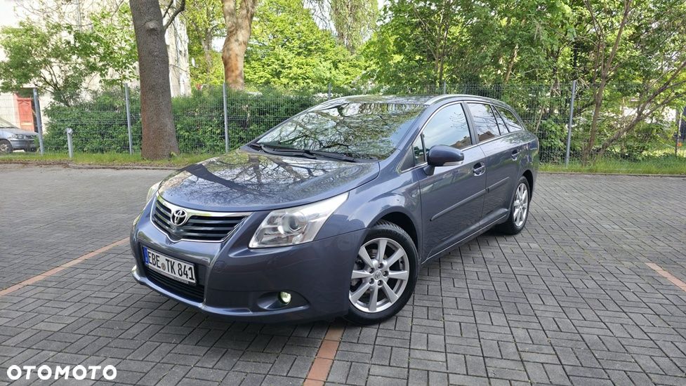 Toyota Avensis 1.8 Business Edition - 1