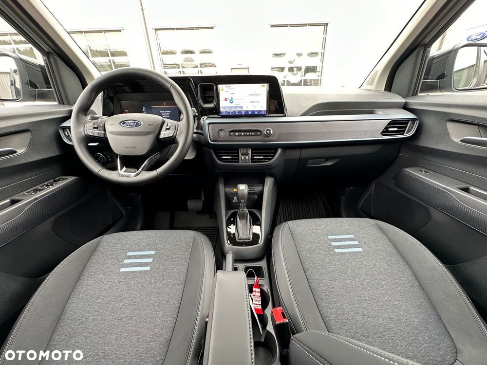 Ford Tourneo Courier - 14