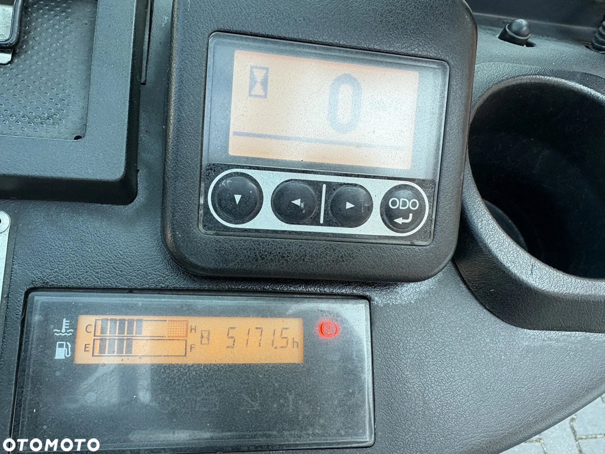 Toyota 06-8FDF30 - 32