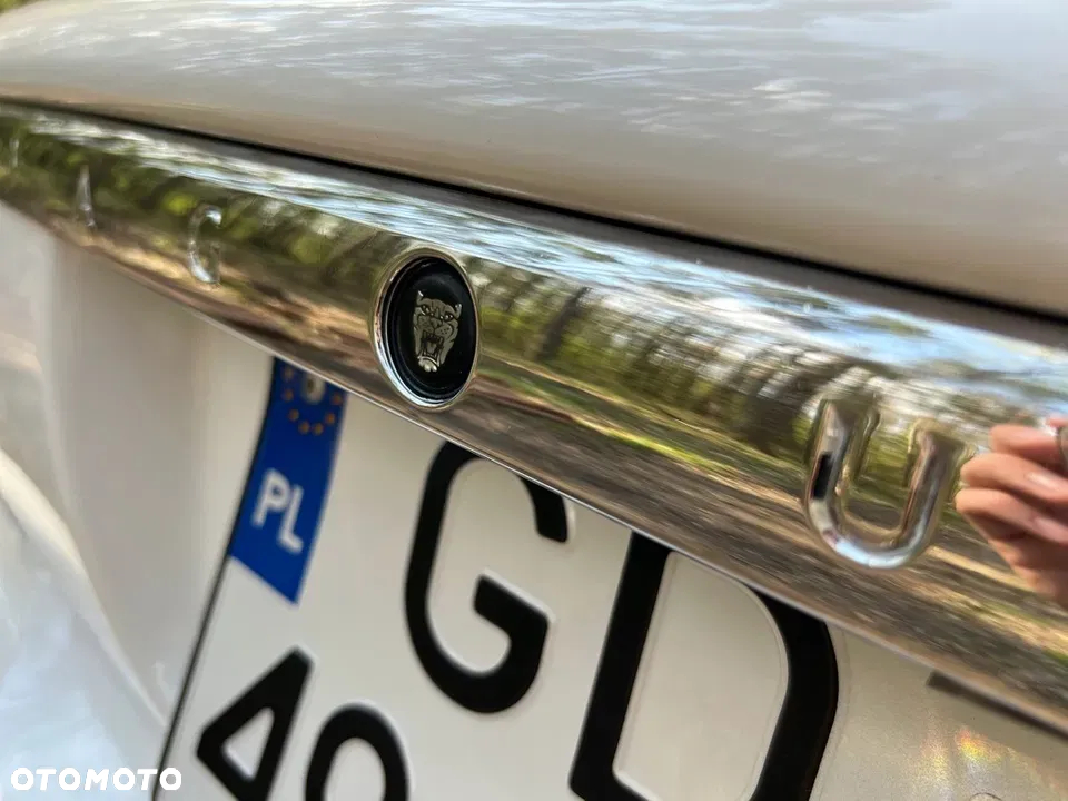 Jaguar XJ - 27