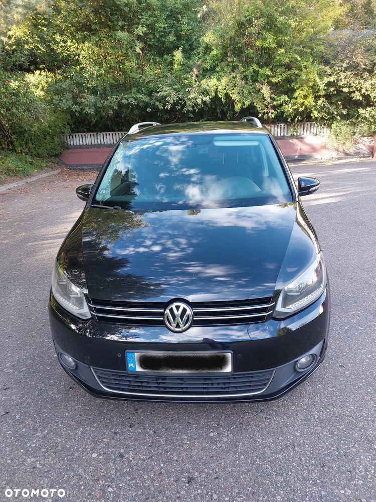 Volkswagen Touran 2010 photo 2