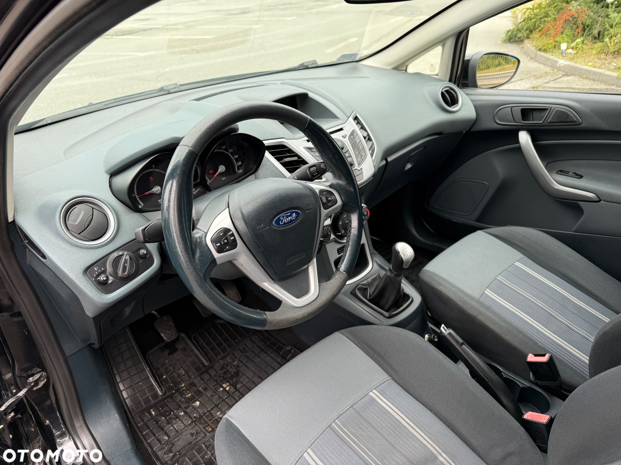 Ford Fiesta 1.4 Silver X - 11