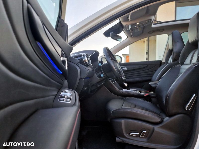 MG EHS 1.5T-GDI Luxury - 11